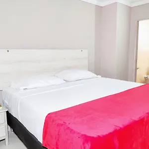 2* Hotel Canadiense